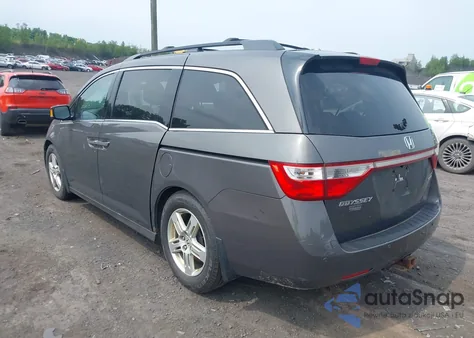 2013 Honda Odyssey Touring/Touring Elite из США, поврежденный, VIN 5FNRL5H97DB071394